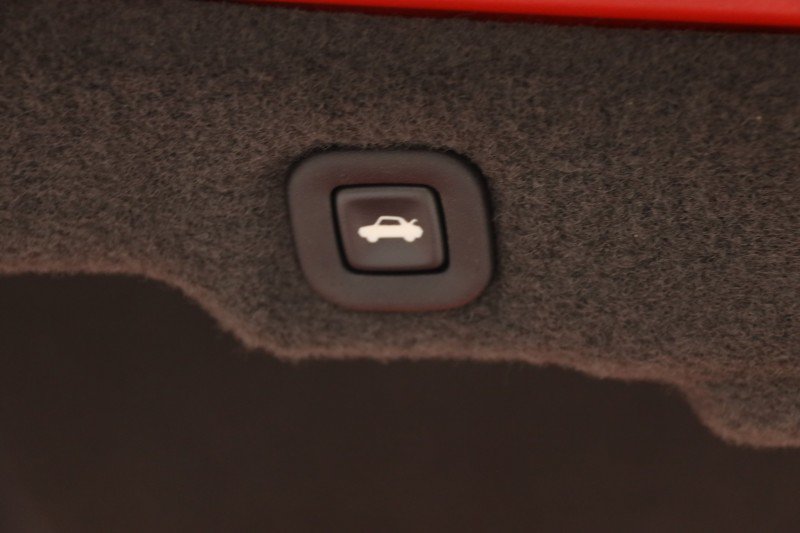 Used 2007 Cadillac XLR RWD image 38