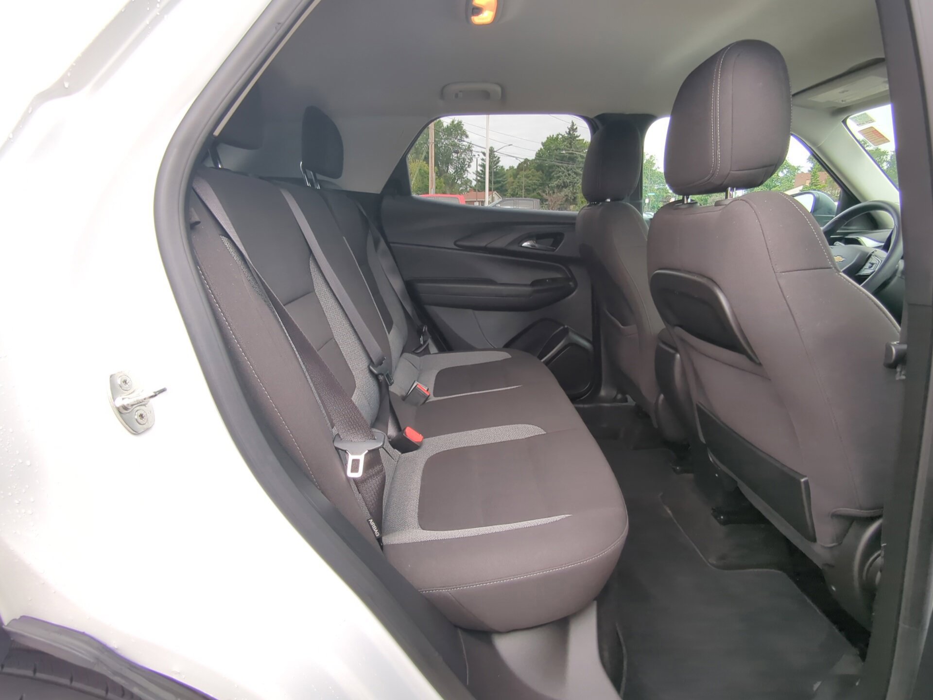 Used 2024 Chevrolet TrailBlazer LS w/ LS Convenience Package FWD image 10