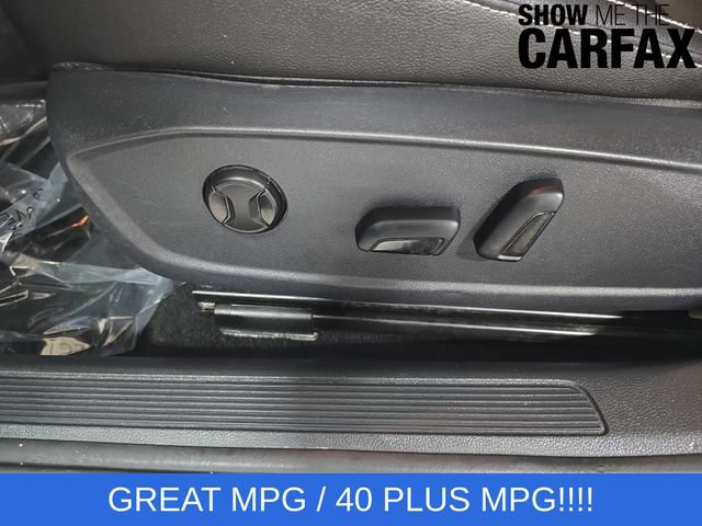 Used 2024 Volkswagen Jetta SE FWD image 27