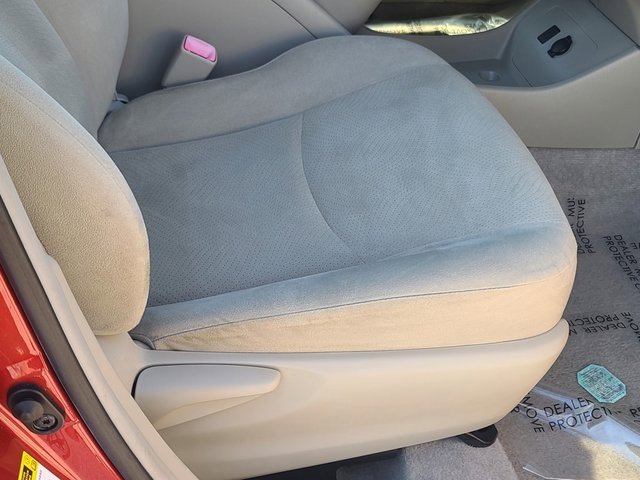 Used 2010 Toyota Prius Five image 10