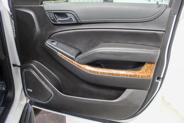 Used 2019 Chevrolet Suburban Premier image 16