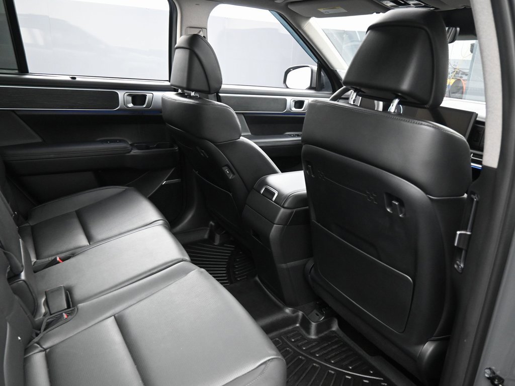 Used 2024 Hyundai Santa Fe Limited image 38