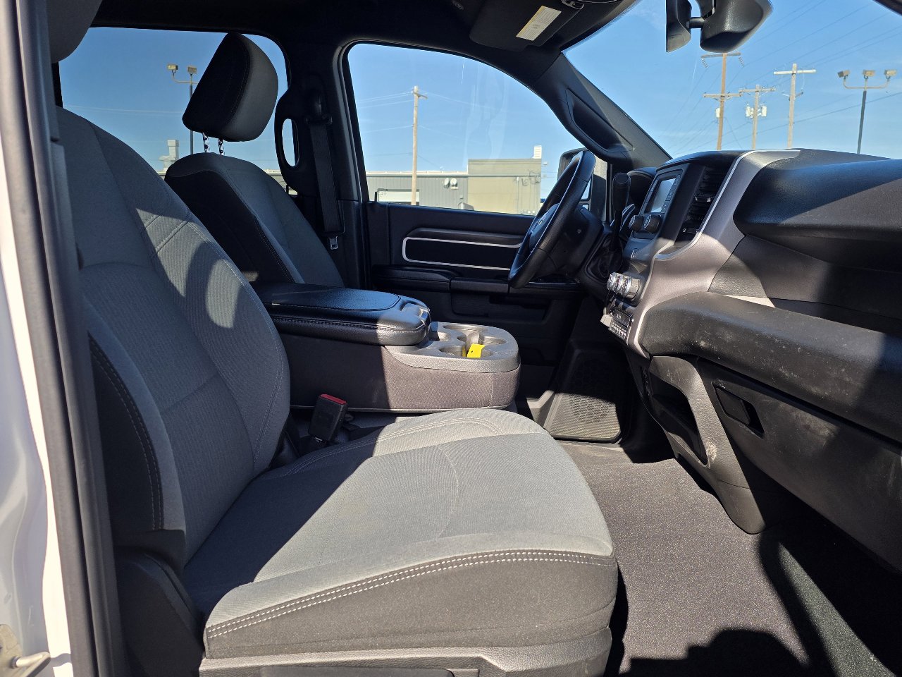 Used 2024 RAM 3500 Big Horn image 17