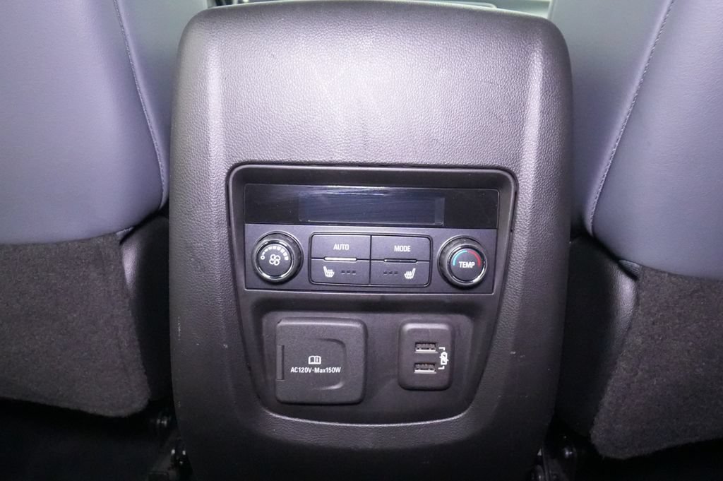 Used 2022 Buick Enclave Premium AWD/4WD image 18