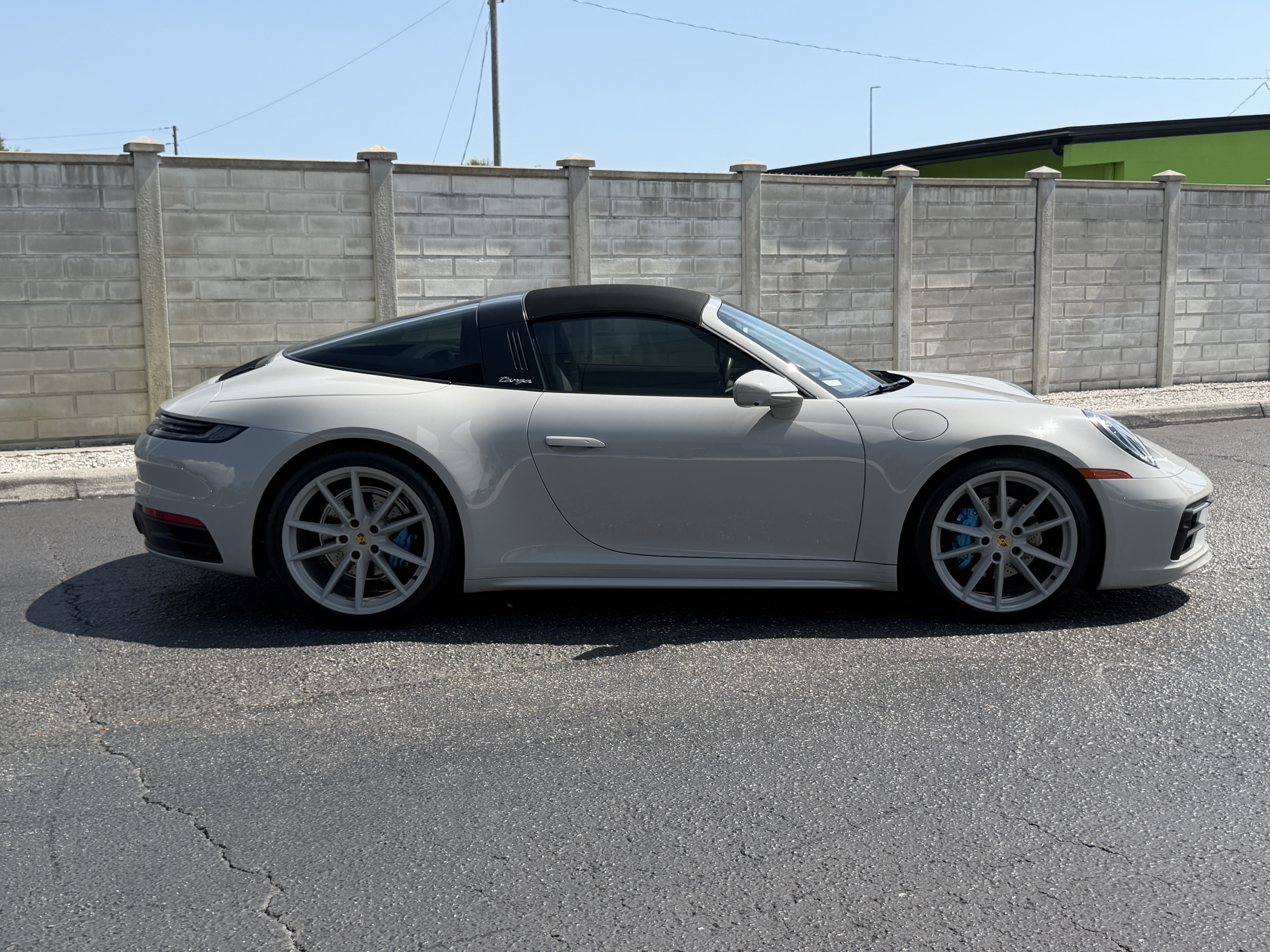 Certified 2022 Porsche 911 Targa 4 AWD/4WD image 7