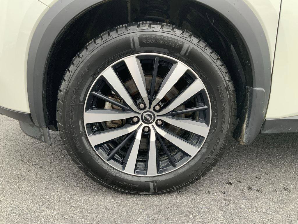 Used 2023 Nissan Pathfinder Platinum image 20