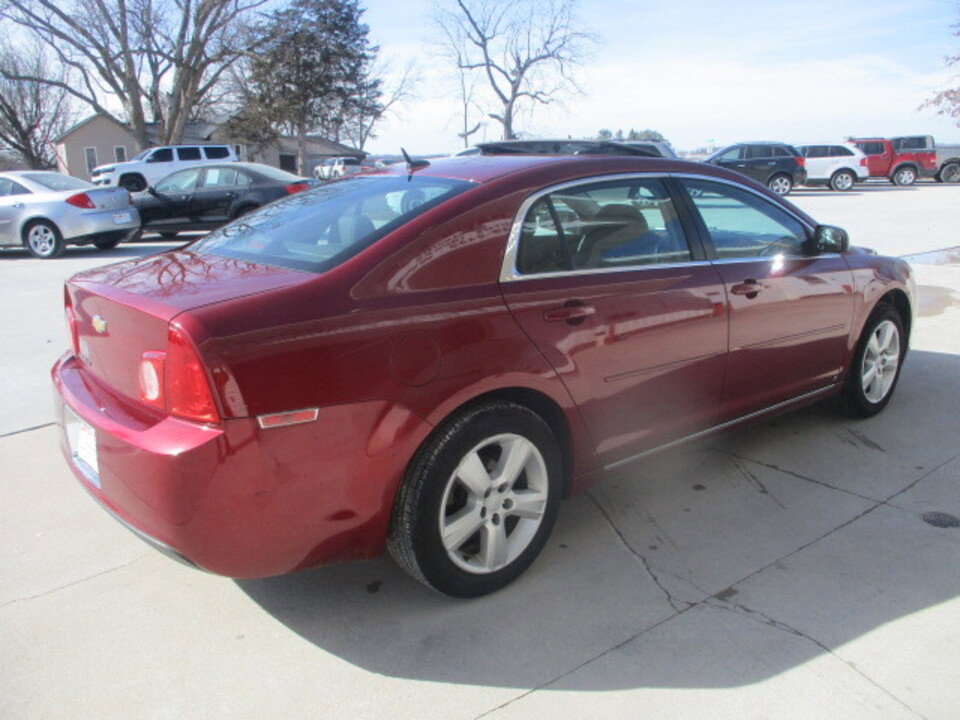 Used 2010 Chevrolet Malibu LT image 16