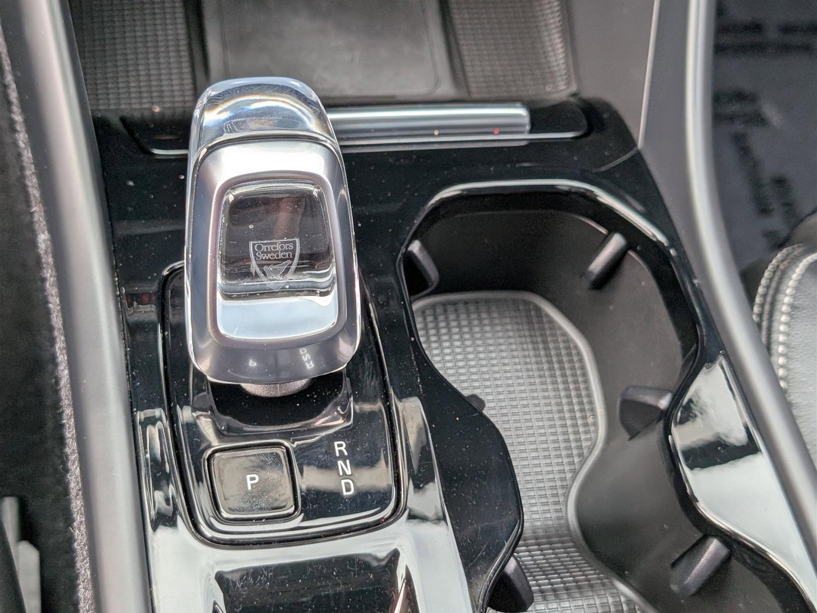 Used 2023 Volvo XC40 B5 Ultimate image 28