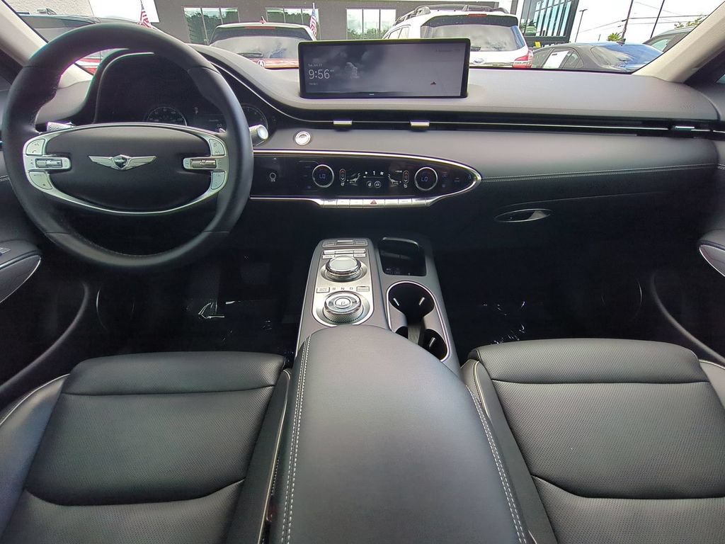 Used 2024 Genesis GV70 2.5T w/ Advanced Package AWD/4WD image 14