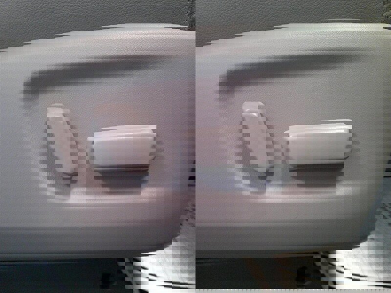 Used 2017 Toyota Sienna XLE image 25