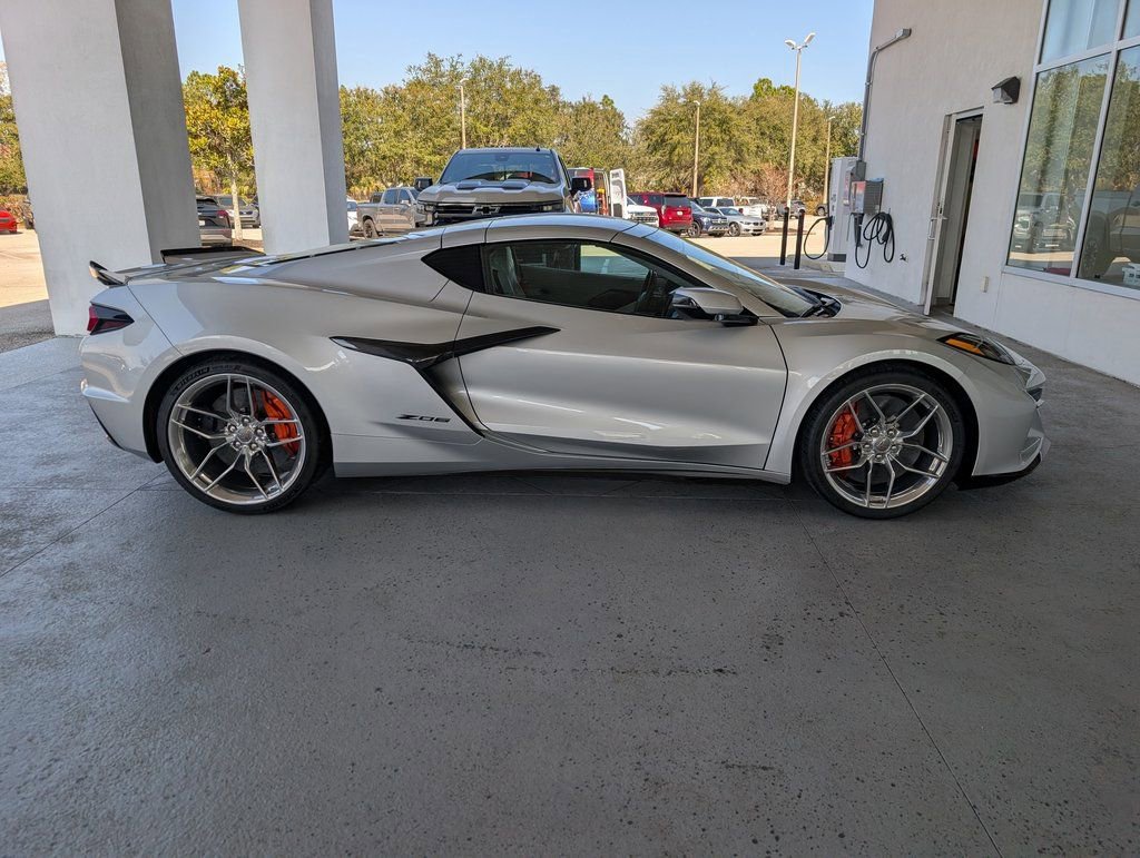 New 2026 Chevrolet Corvette Z06 w/ Stealth Interior Trim Package image 8
