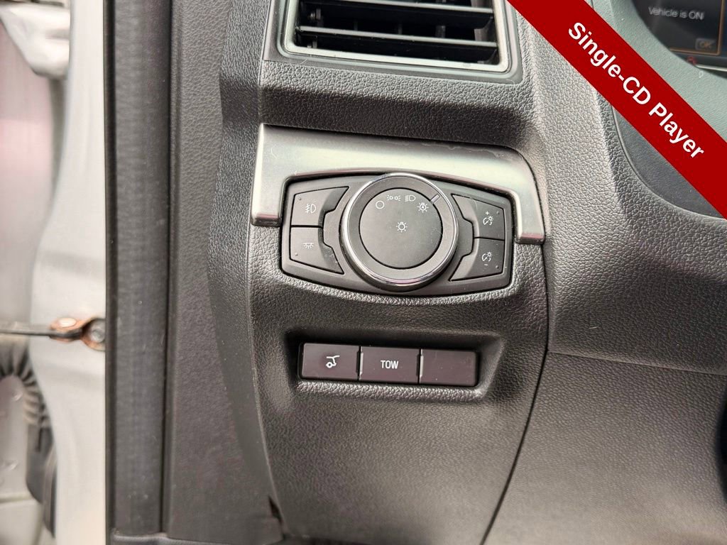 Used 2018 Ford Explorer XLT w/ Equipment Group 202A AWD/4WD image 34