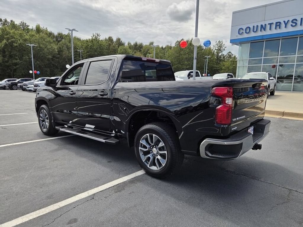 New 2026 Chevrolet Silverado 1500 LT w/ Leather Package RWD image 3