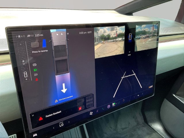 Used 2024 Tesla Cybertruck AWD Crew Cab image 17