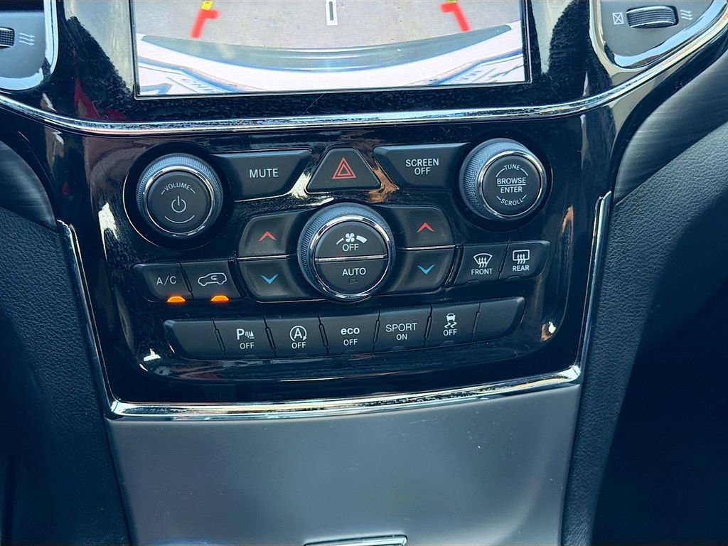 Used 2019 Jeep Grand Cherokee Altitude image 35