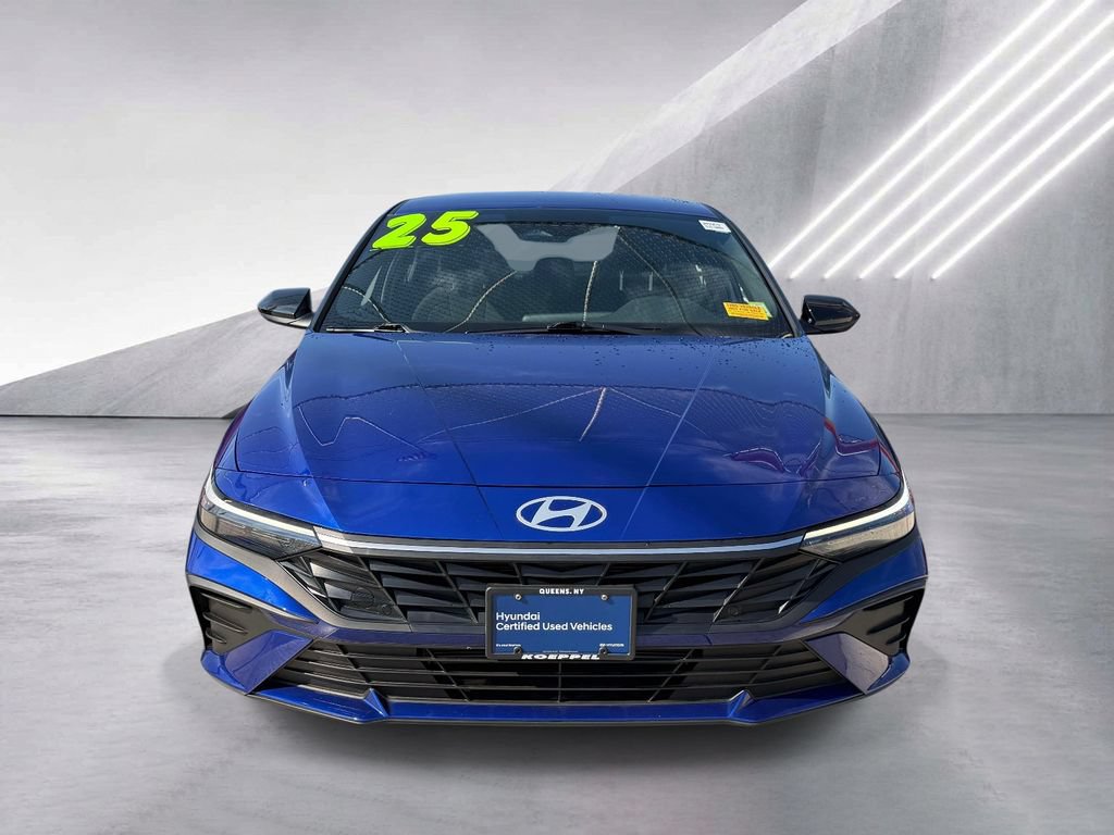 Certified 2025 Hyundai Elantra Sport FWD image 2