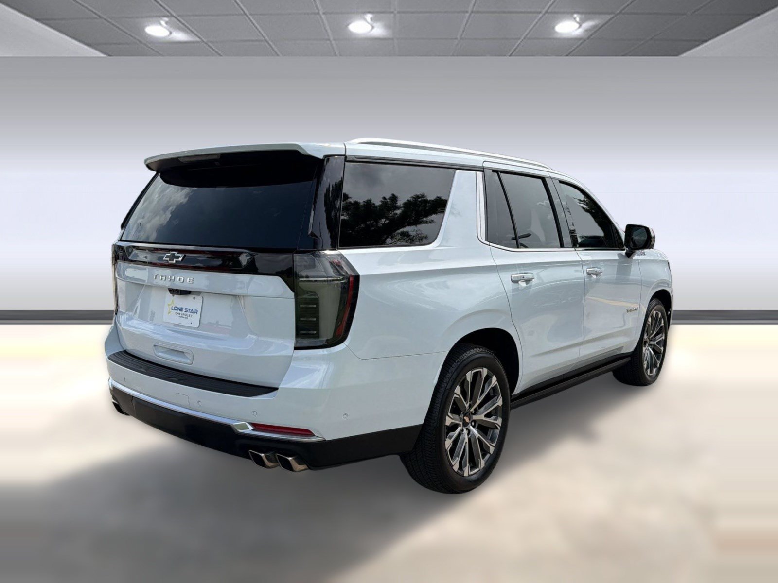 Used 2026 Chevrolet Tahoe High Country w/ LPO, Illumination Package RWD image 9