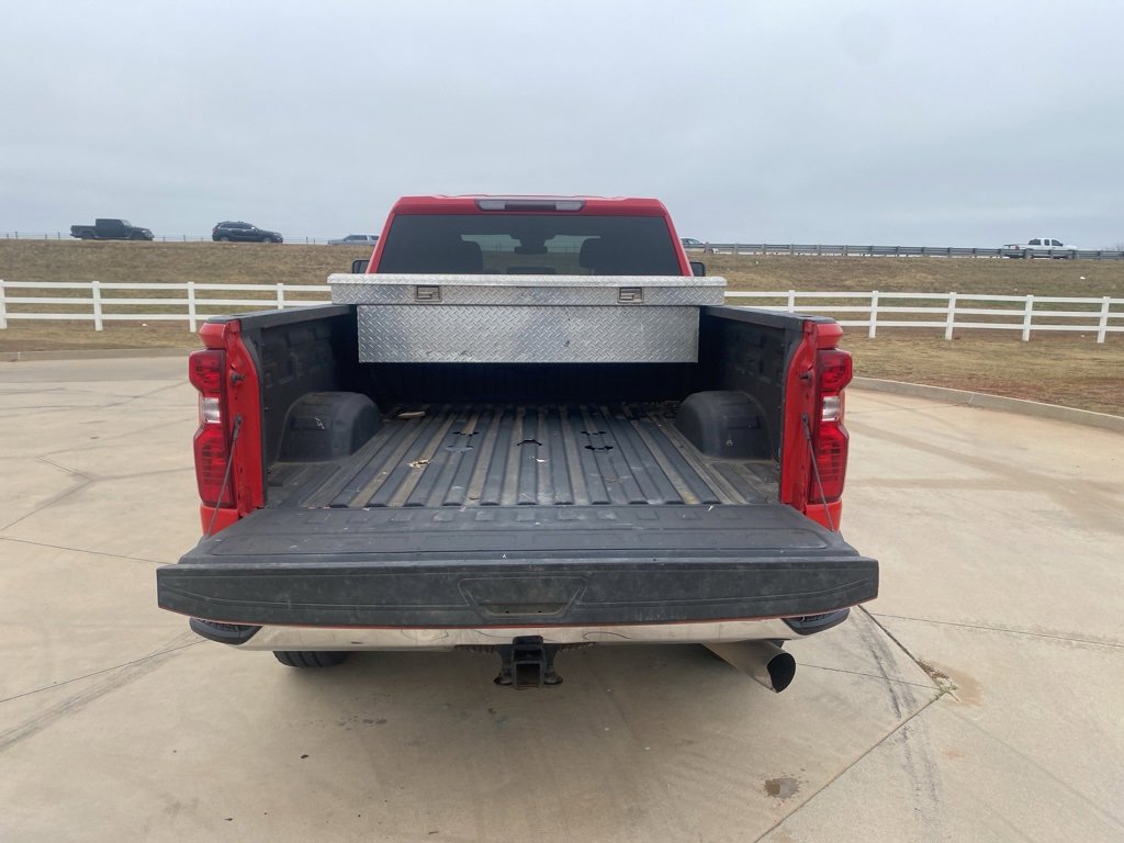 Used 2024 Chevrolet Silverado 2500 LT image 9