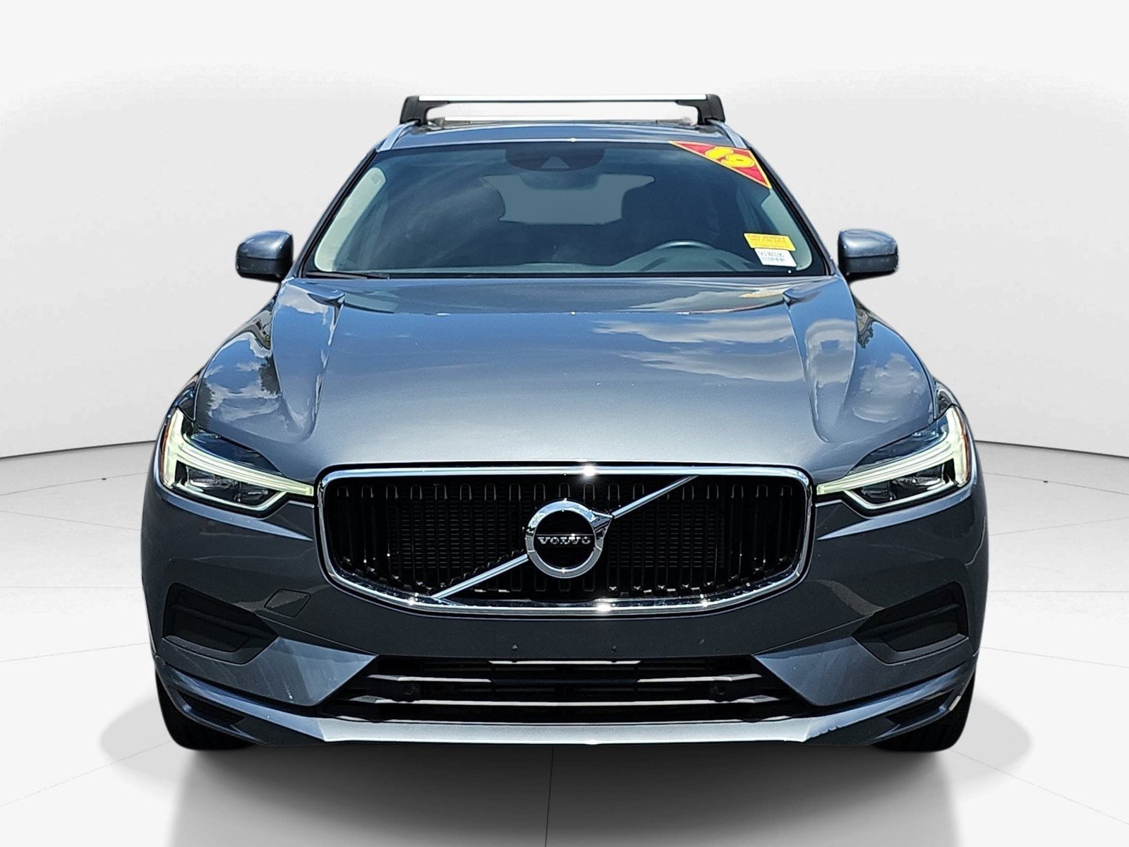 Used 2019 Volvo XC60 T6 Momentum w/ Multimedia Package AWD/4WD image 8