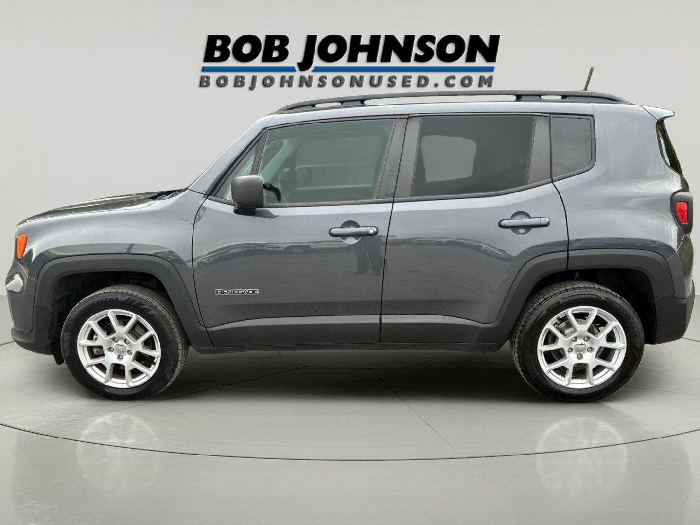 Used 2023 Jeep Renegade Latitude w/ Premium Group AWD/4WD image 4