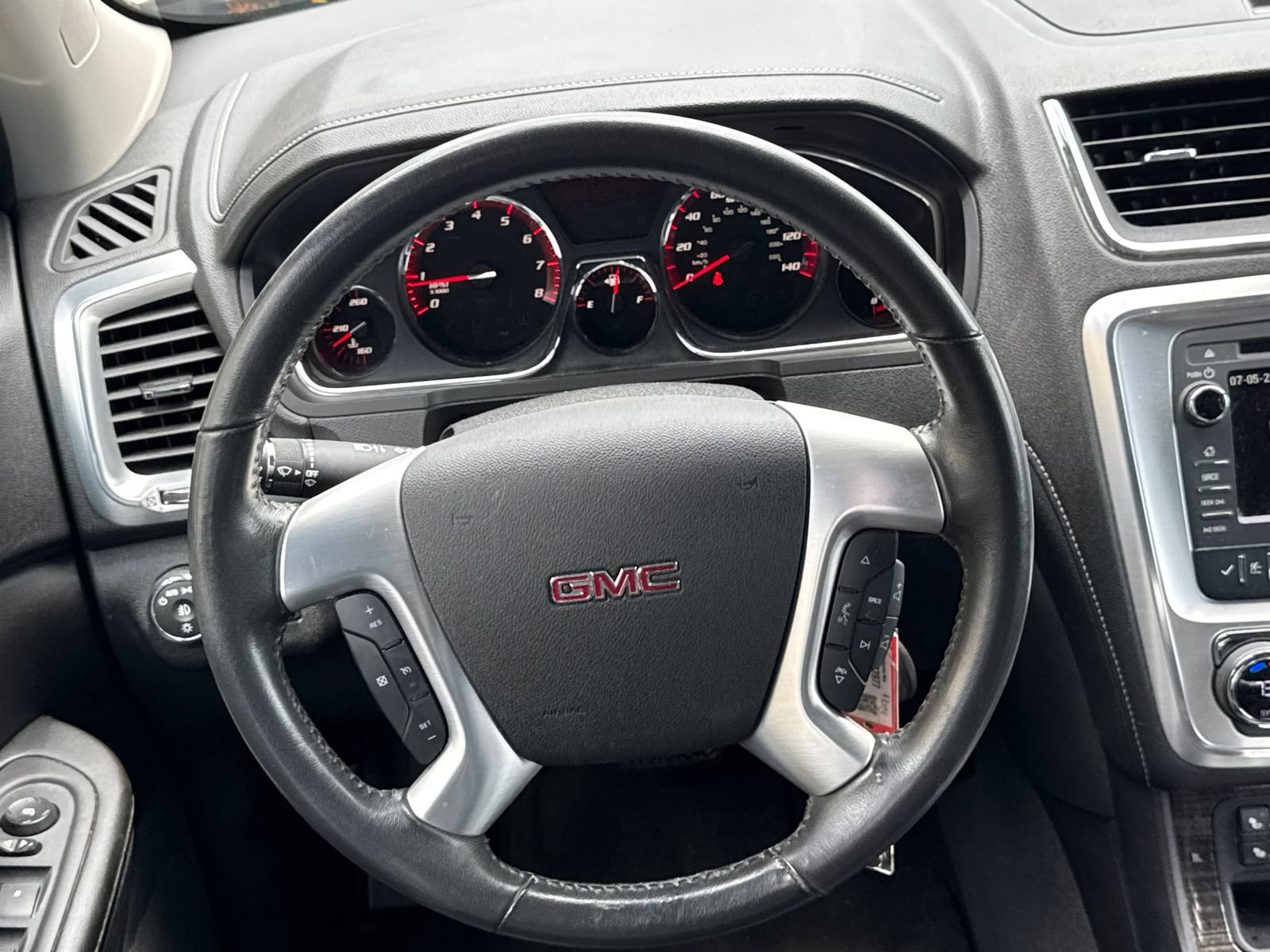 Used 2016 GMC Acadia SLT w/ Open Road Package FWD image 24
