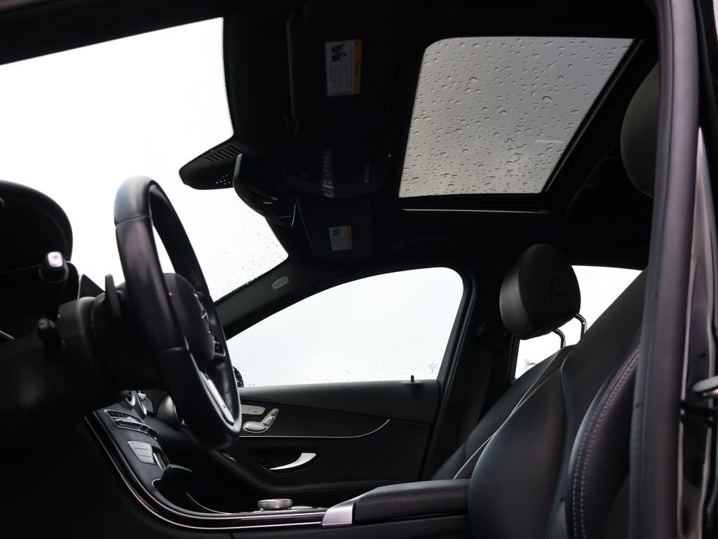 Used 2021 Mercedes-Benz C 300 4MATIC Sedan image 36