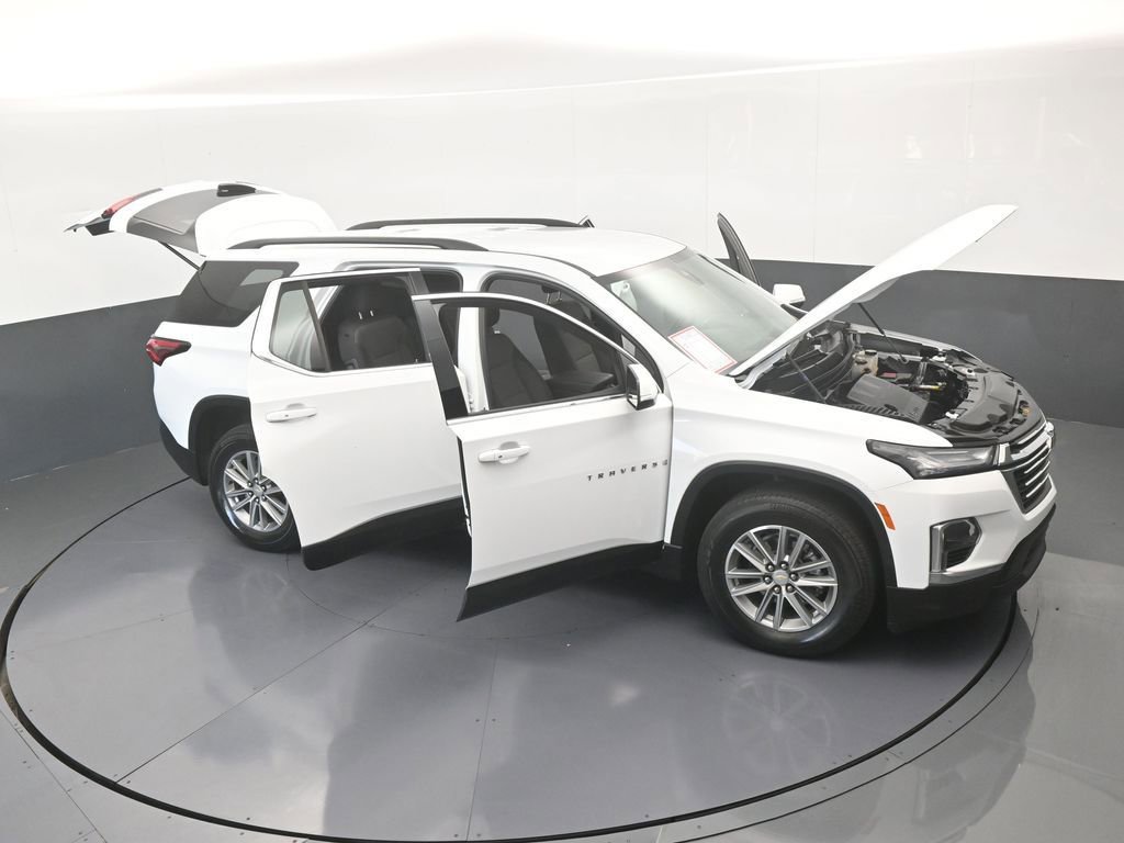 Used 2023 Chevrolet Traverse LT image 74