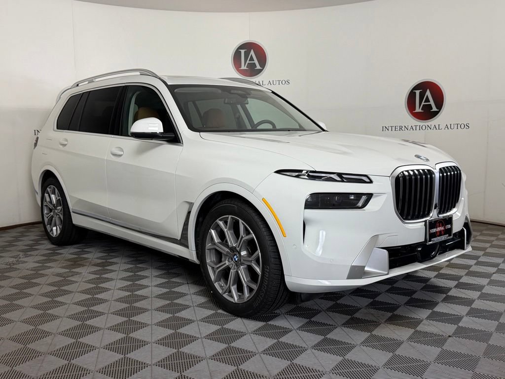 Certified 2024 BMW X7 xDrive40i AWD/4WD image 1