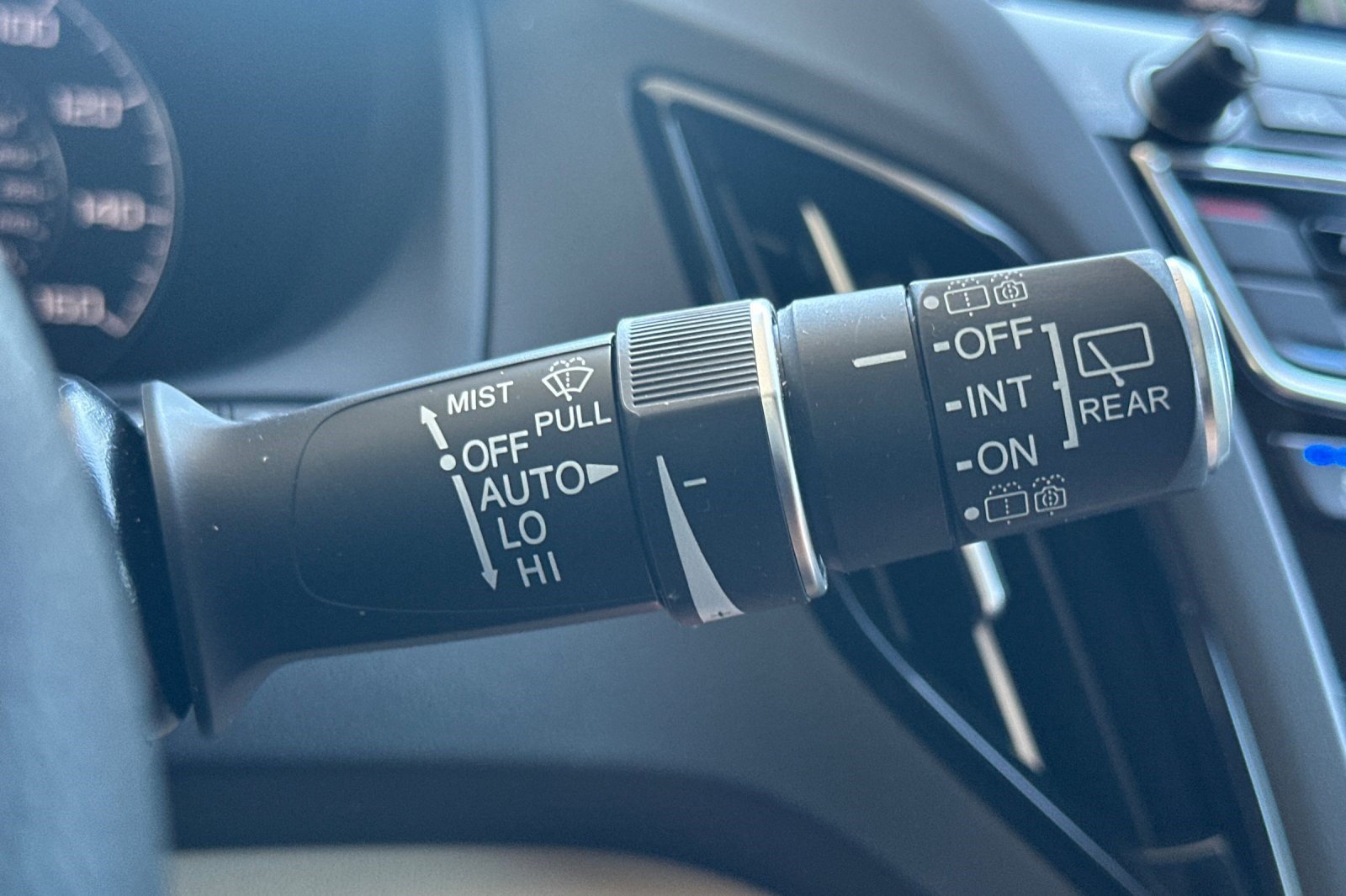 Used 2023 Acura RDX AWD w/ Advance Package image 34