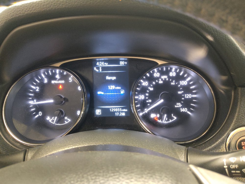 Used 2015 Nissan Rogue SL w/ SL Premium Package FWD image 23