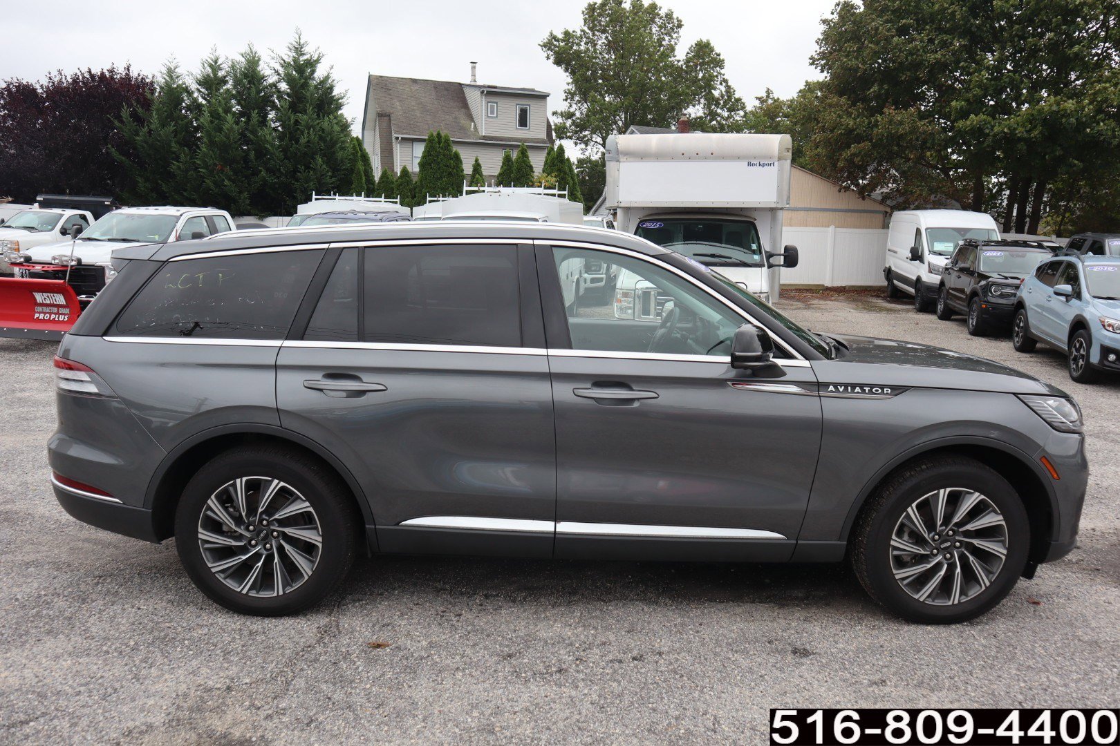 Used 2025 Lincoln Aviator AWD image 6