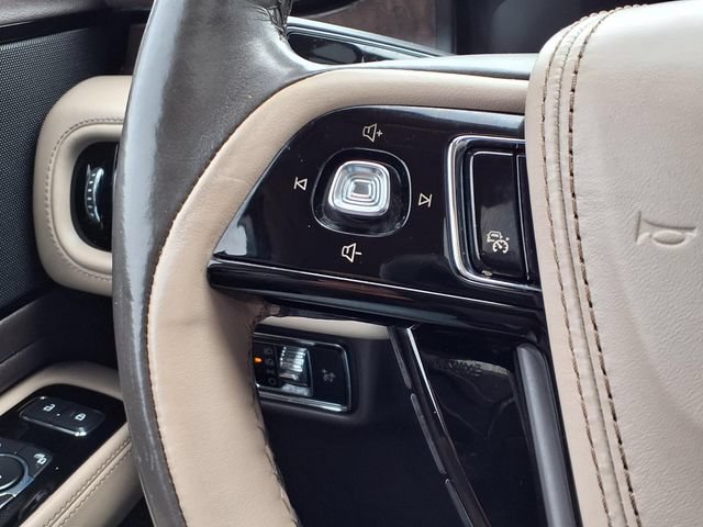 Certified 2022 Lincoln Aviator Reserve w/ Equipment Group 201A RWD image 15