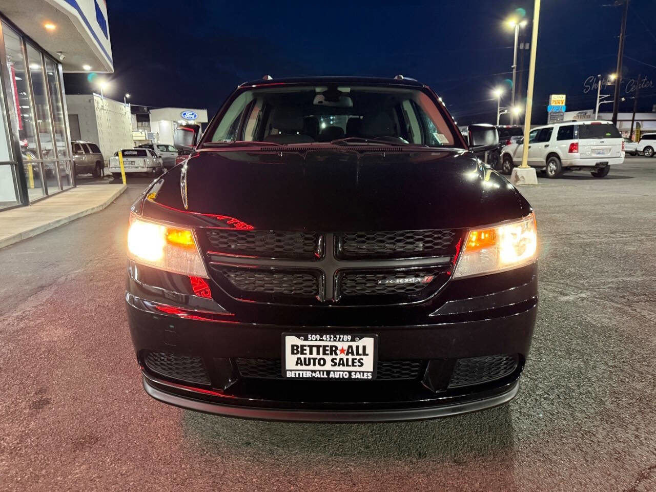 Used 2018 Dodge Journey SE w/ Popular Equipment Group image 2