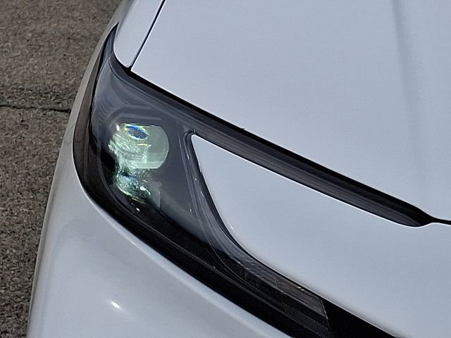 Used 2025 Toyota Camry SE FWD image 9