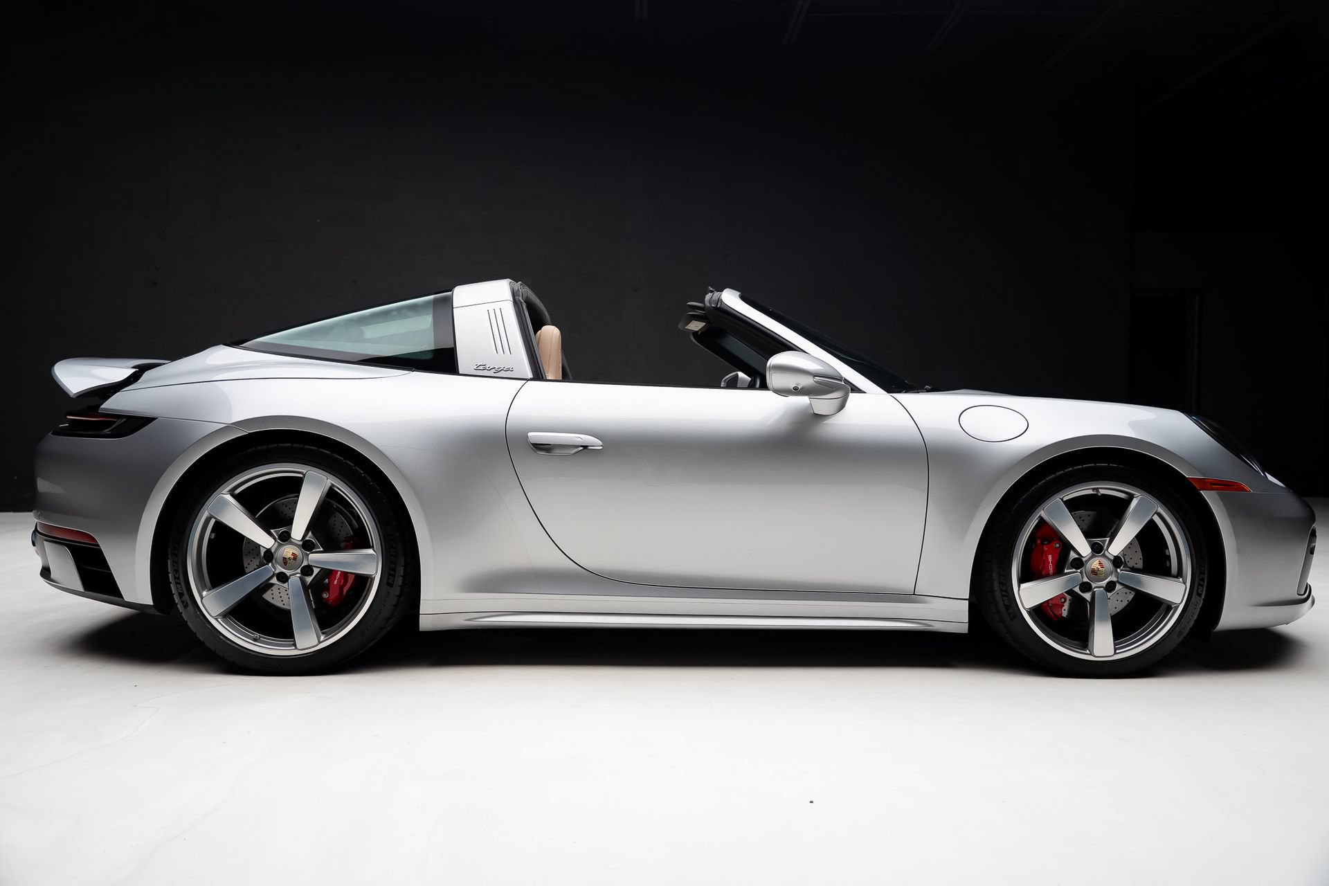 Used 2023 Porsche 911 Targa 4S AWD/4WD image 38