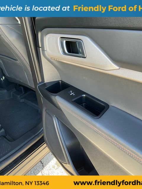 Used 2025 Ford Explorer Active w/ Active Comfort Package AWD/4WD image 45