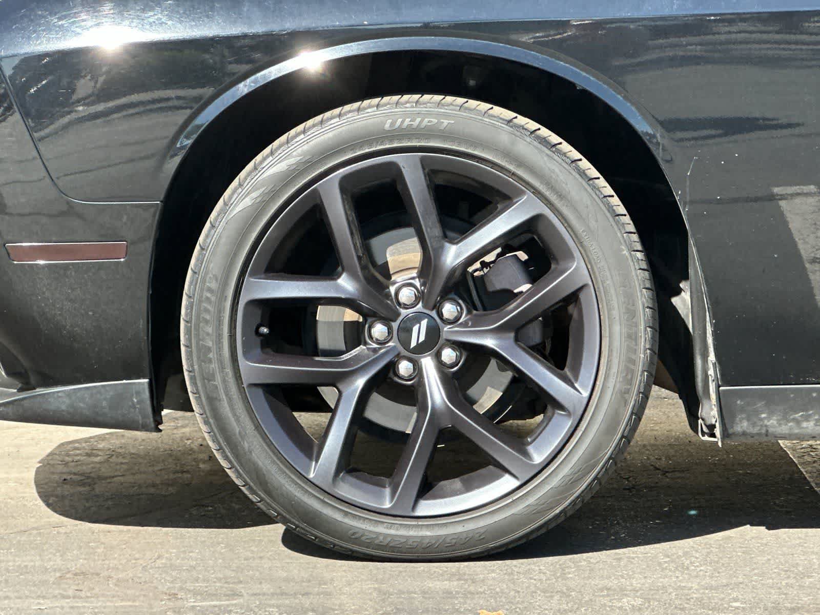 Used 2019 Dodge Challenger SXT w/ Blacktop Package RWD image 26