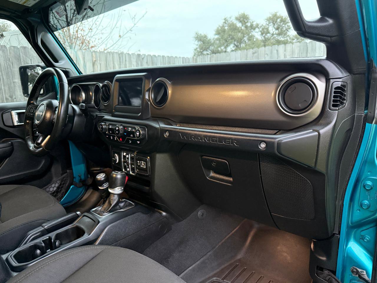 Used 2020 Jeep Wrangler Unlimited Sport image 15