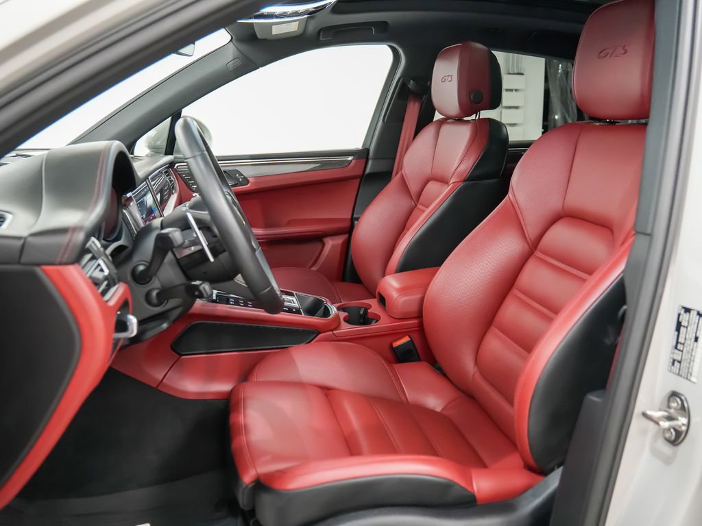 Used 2023 Porsche Macan GTS AWD/4WD image 5
