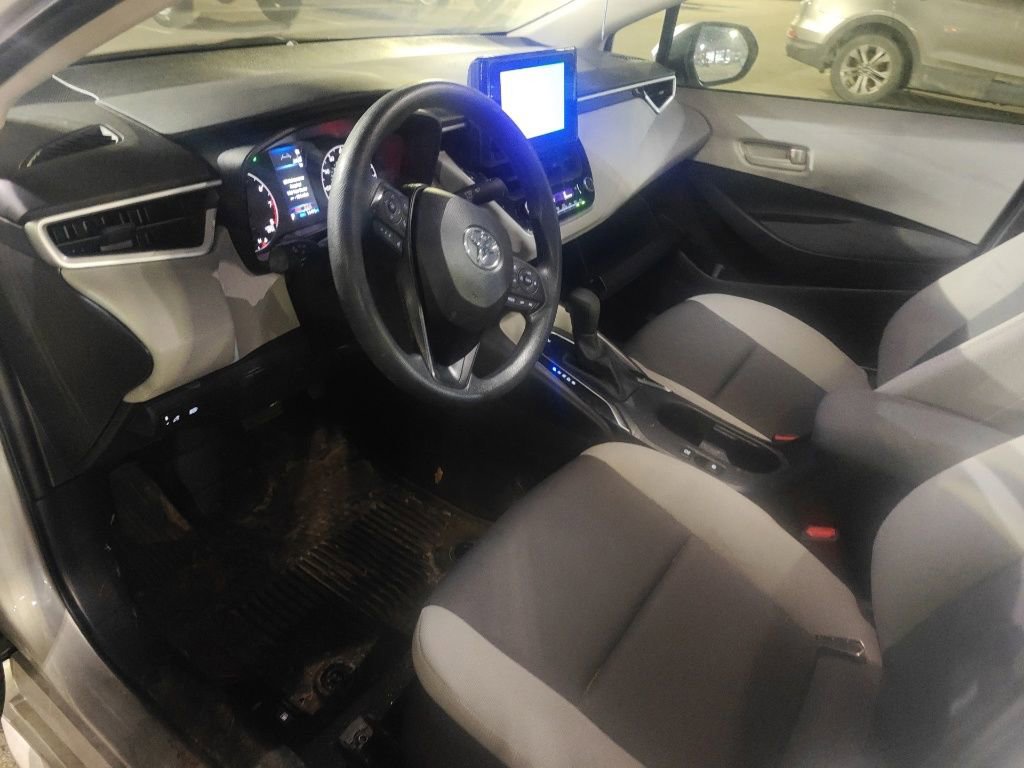 Used 2024 Toyota Corolla LE image 7