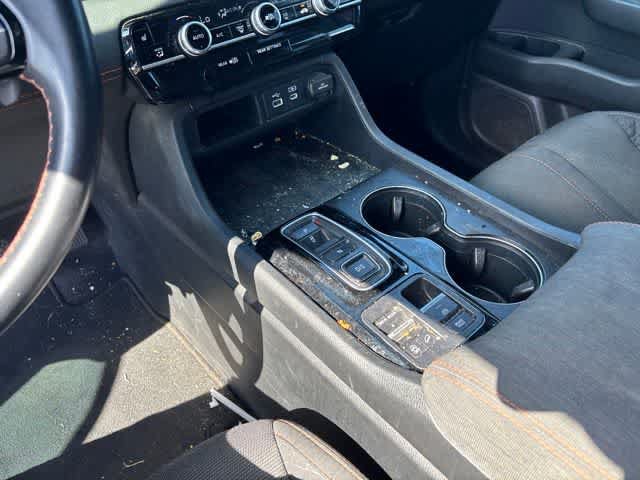 Used 2023 Honda Pilot Sport image 16