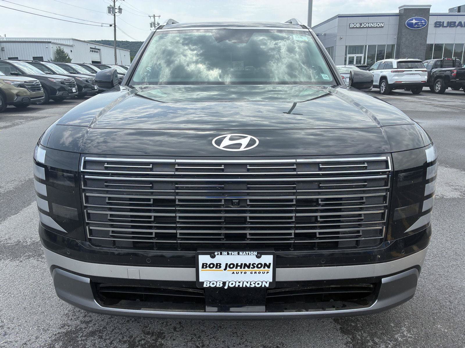 Used 2026 Hyundai Palisade Limited AWD/4WD image 2