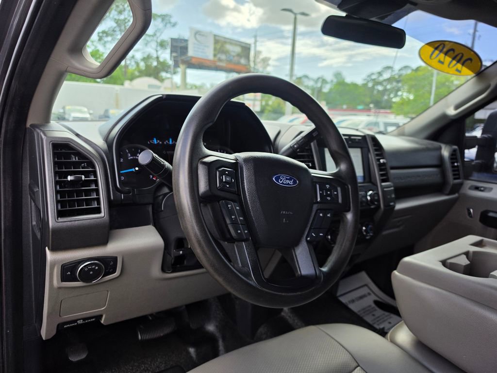 Used 2020 Ford F250 XL w/ STX Appearance Package AWD/4WD image 28