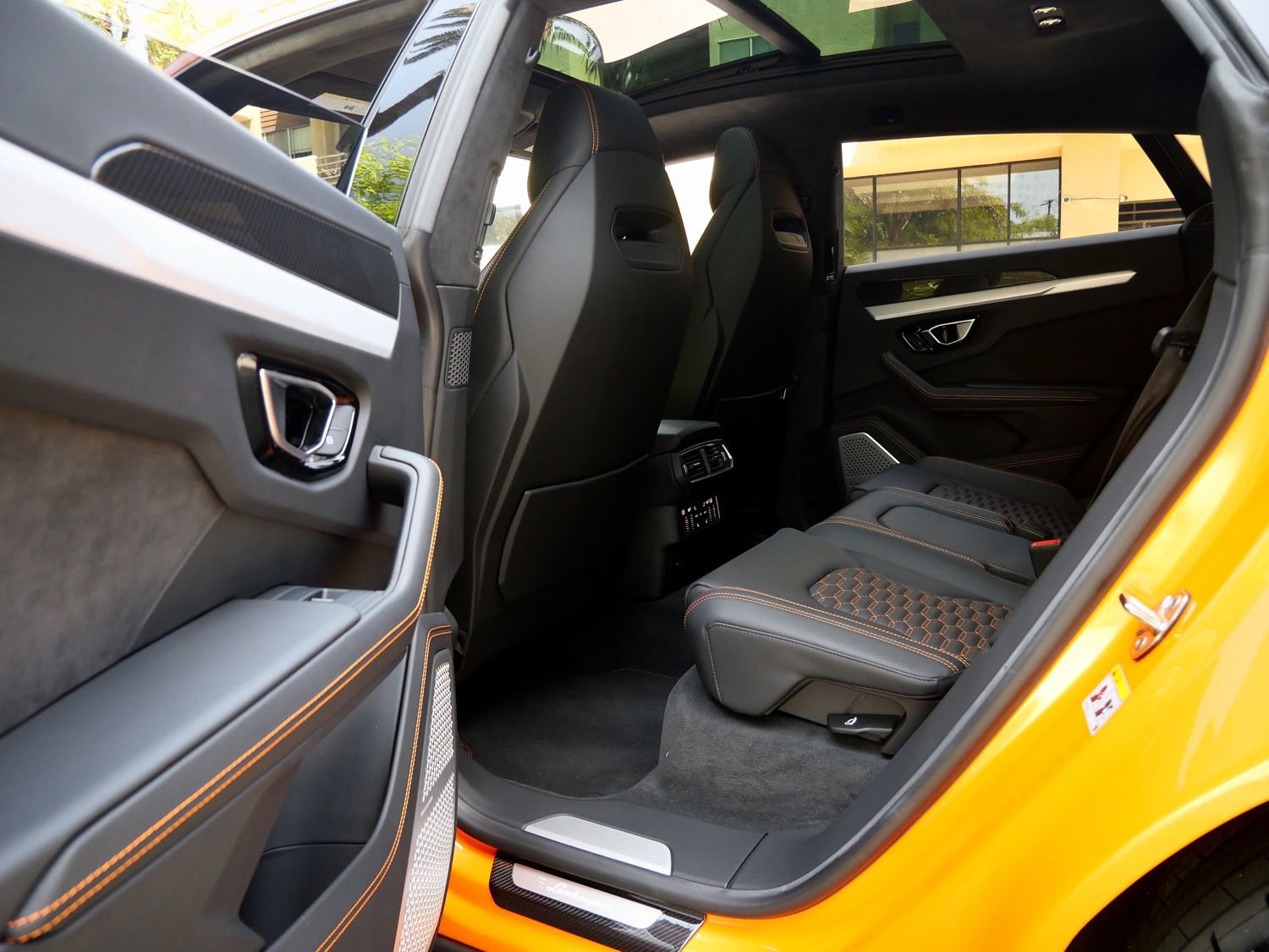 Used 2021 Lamborghini Urus AWD/4WD image 21