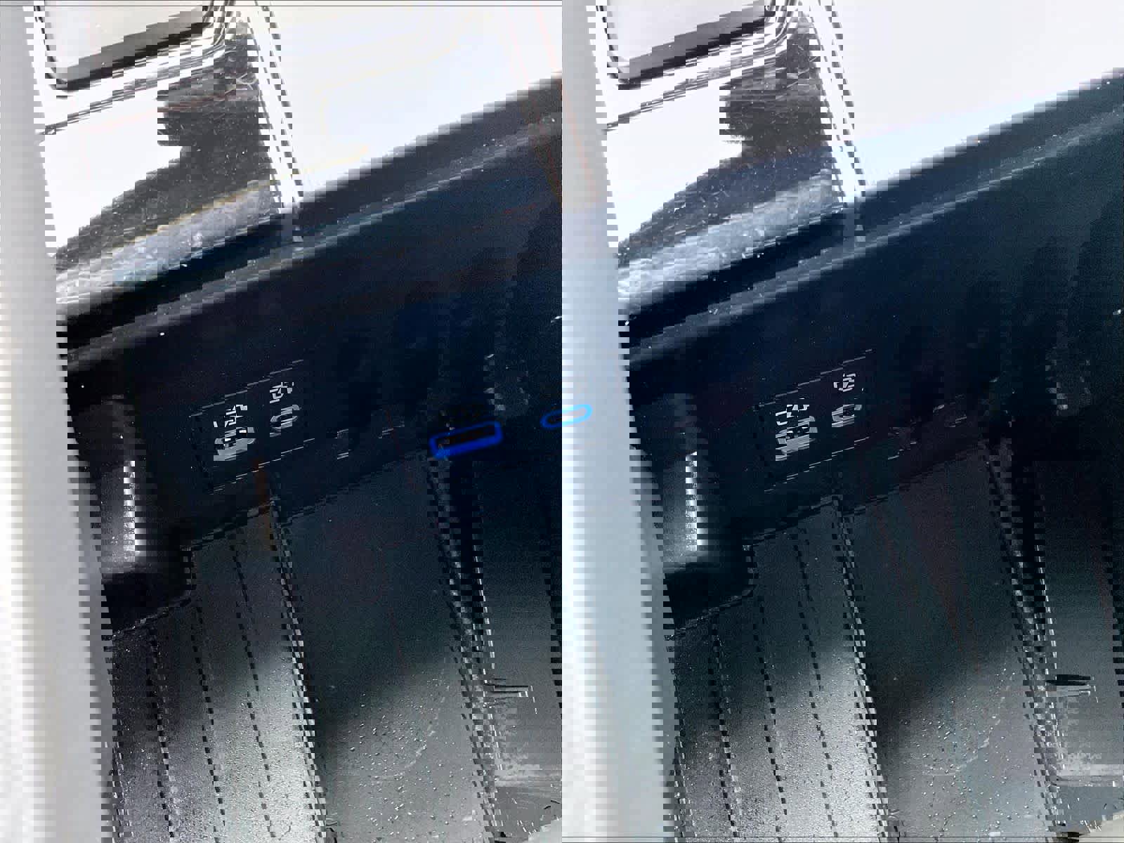 Used 2023 Toyota Sequoia Platinum image 28