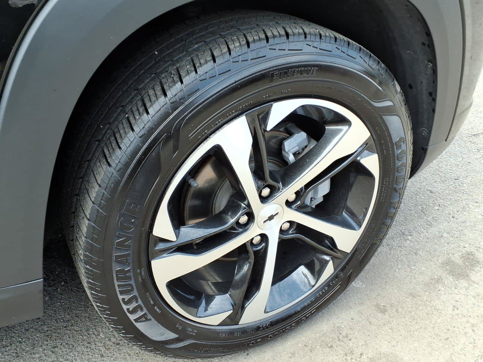 Certified 2024 Chevrolet Trax RS w/ Driver Confidence Package FWD image 7