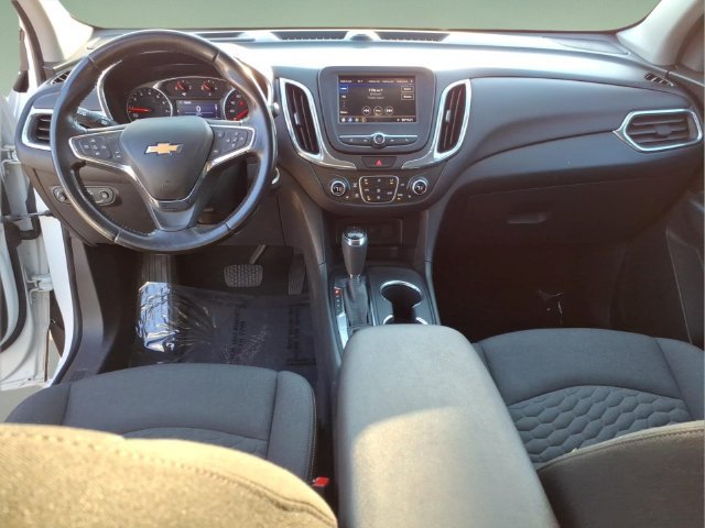 Used 2020 Chevrolet Equinox LT w/ Driver Convenience Package FWD image 13