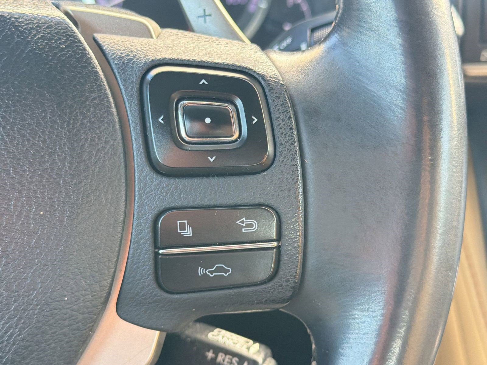 Used 2015 Lexus RC 350 w/ Luxury Package image 26