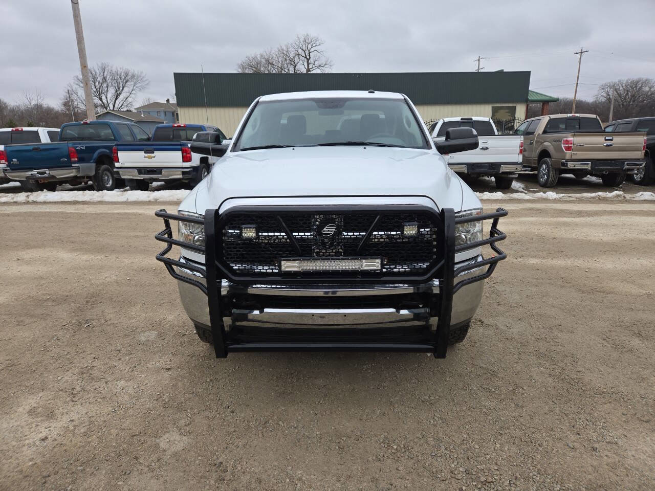 Used 2018 RAM 2500 Tradesman w/ Chrome Appearance Group AWD/4WD image 12