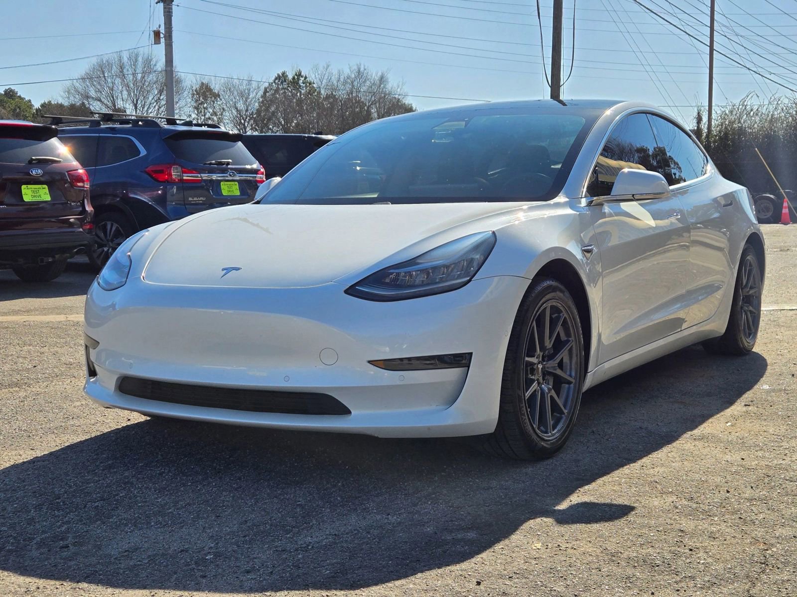 Used 2020 Tesla Model 3 Standard Range Plus image 2
